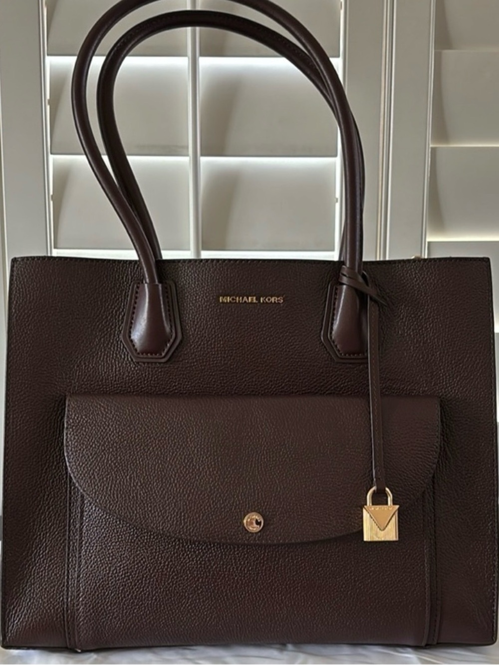 Michael Kors Mercer Pebbled Leather XL Pocket Tote
